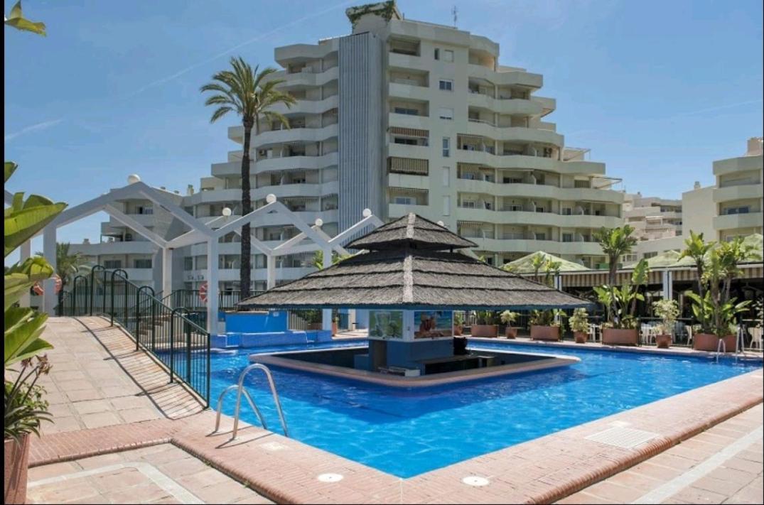בנאלמדנה Benalbeach Estudio Premium מראה חיצוני תמונה