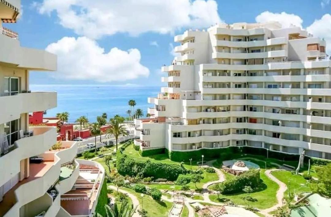 בנאלמדנה Benalbeach Estudio Premium מראה חיצוני תמונה