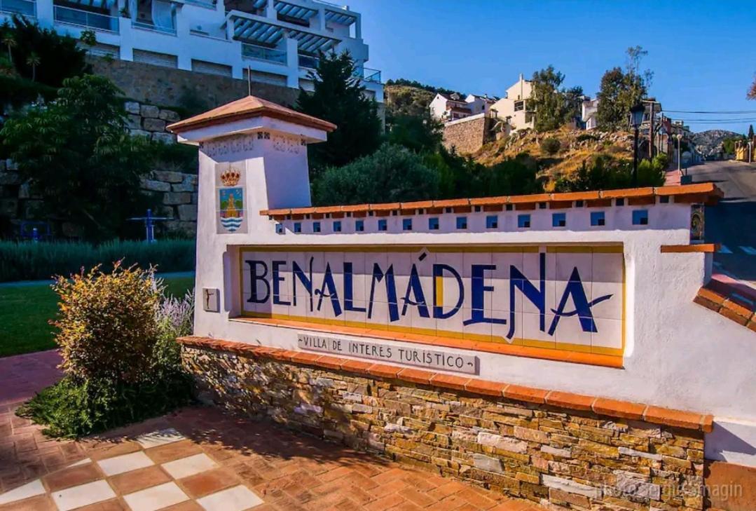 בנאלמדנה Benalbeach Estudio Premium מראה חיצוני תמונה