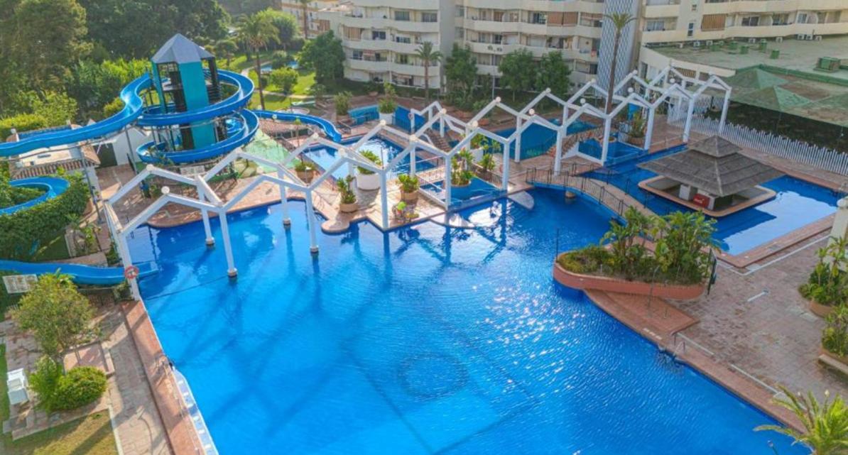 בנאלמדנה Benalbeach Estudio Premium מראה חיצוני תמונה